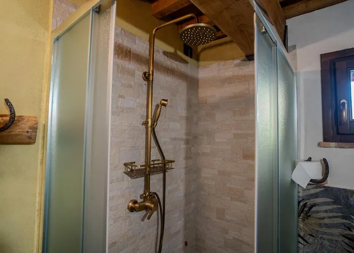 Il Capriccio Del Papa Genga (Ancona)